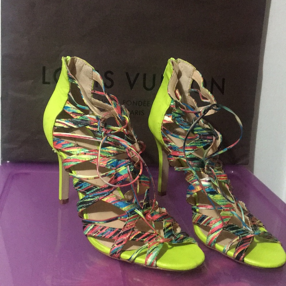 Neon bright
